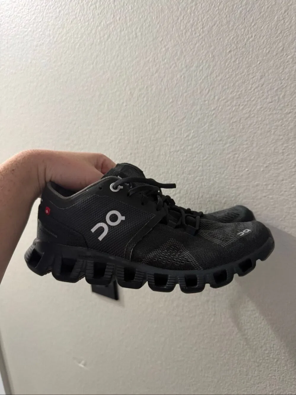 On Cloud Women’s 5 On Cloud X Black Sneakers Shoes Athletic